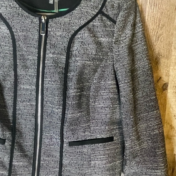 Vince Camuto Zip Front Blazer - Picture 3 of 6